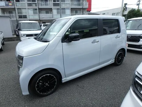 Honda N-WGN Custom