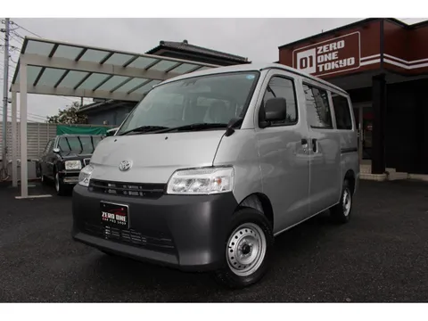 Toyota TownAce Van