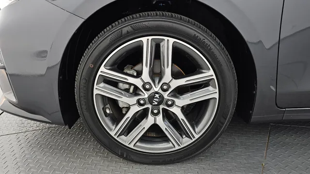 Kia Cerato (K3)
