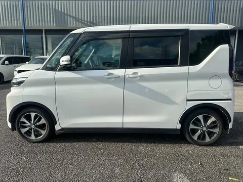 Mitsubishi eK X Space