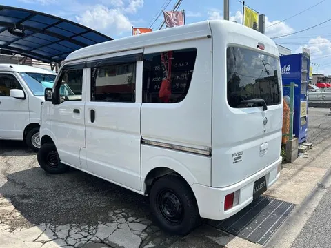 Nissan Clipper