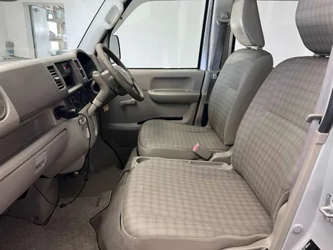 Nissan Clipper