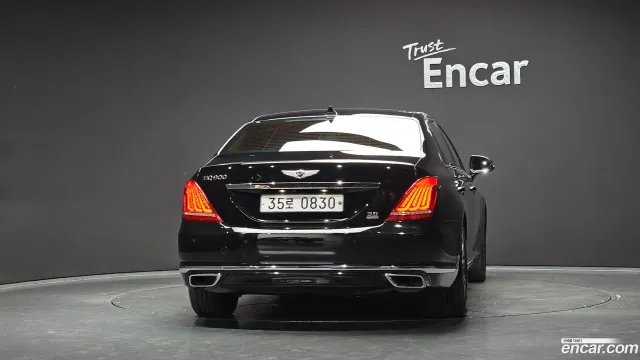 Genesis G90 (EQ900)