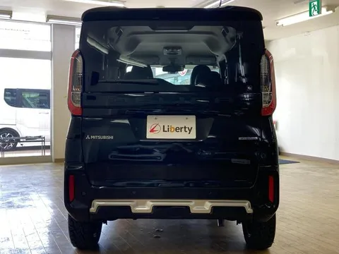 Mitsubishi Delica Mini