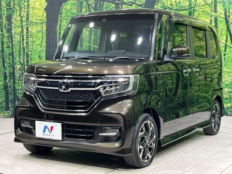 Honda N-BOX Custom