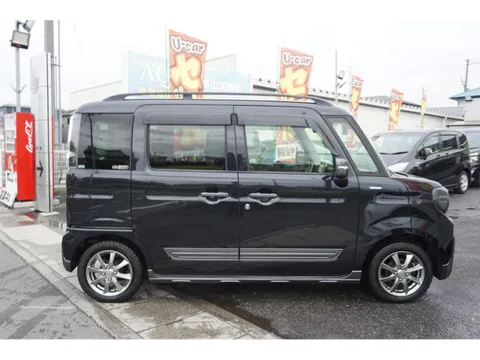 Suzuki Spacia Gear