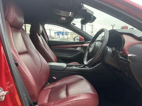 Mazda MAZDA3 Fastback