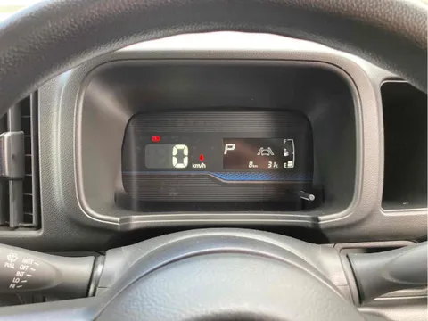 Nissan Clipper Van