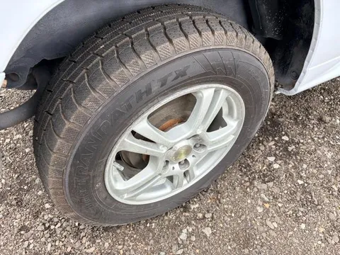 Nissan KIX