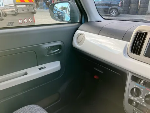 Daihatsu Mira Tocot