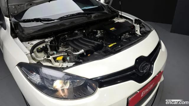 Renault SM3