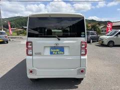 Toyota Pixis Mega
