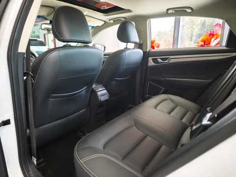 Geely Emgrand GL