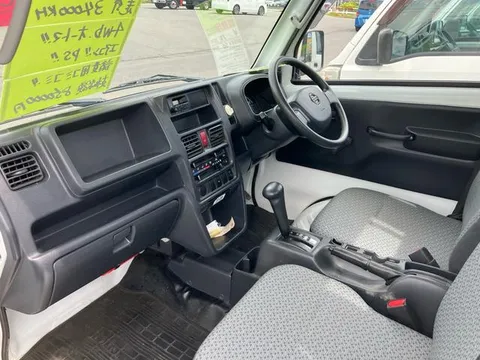 Nissan Clipper Truck