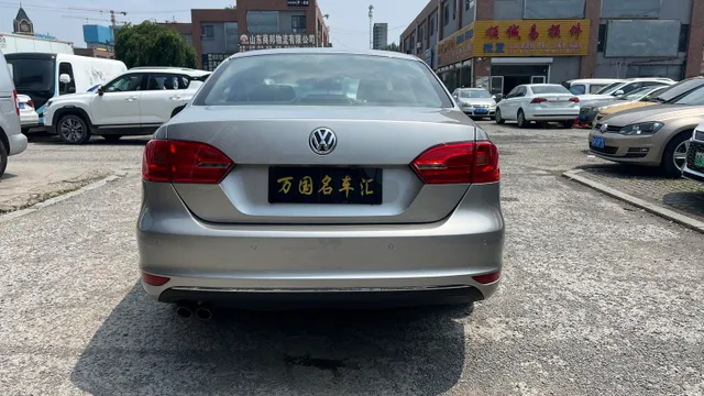 Volkswagen Sagitar