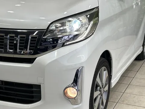 Mitsubishi eK Space Custom