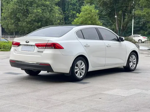 Kia K4