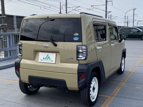 Daihatsu Taft