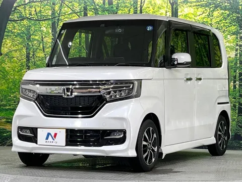 Honda N-BOX Custom