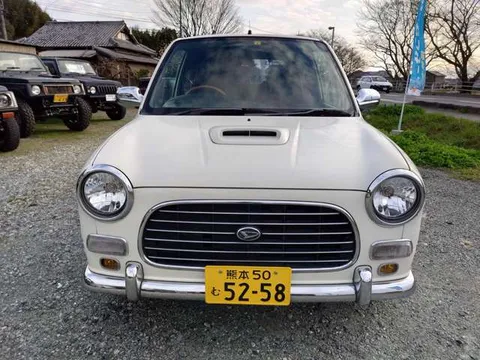 Daihatsu Mira Gino