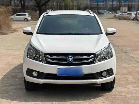 Venucia T70