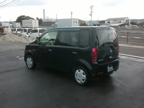 Nissan Otti