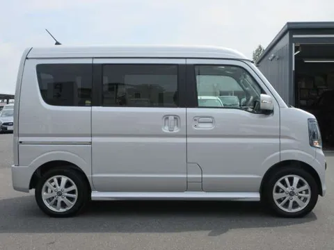 Nissan Clipper Rio
