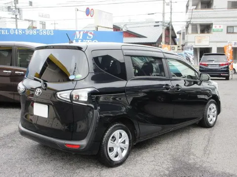Toyota Sienta