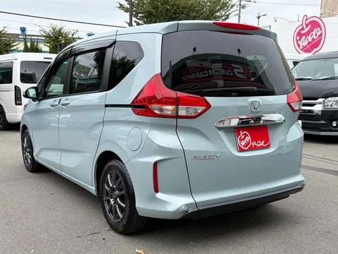 Honda Freed Plus