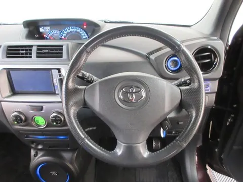 Toyota bB