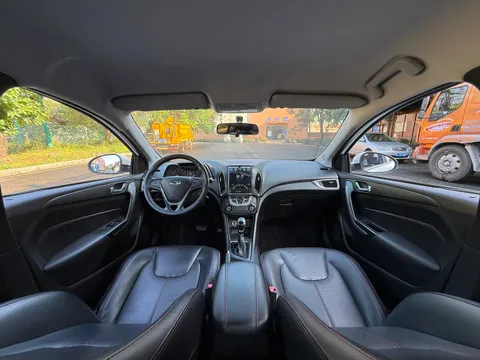 Chery Arrizo 5