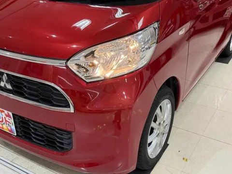 Mitsubishi eK Space