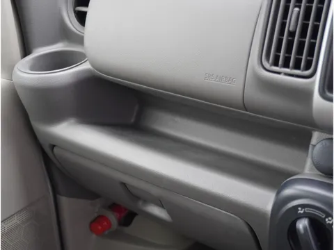 Mitsubishi Minicab Van