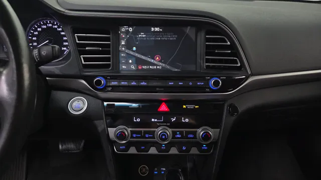 Hyundai Elantra (Avante)