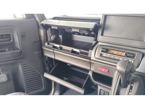 Suzuki Spacia Base