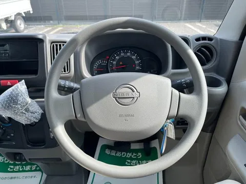 Nissan Clipper