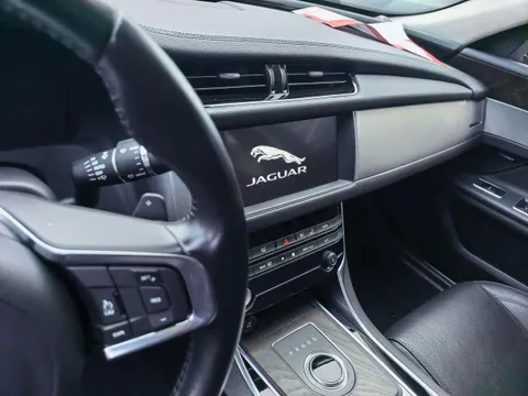 Jaguar XFL