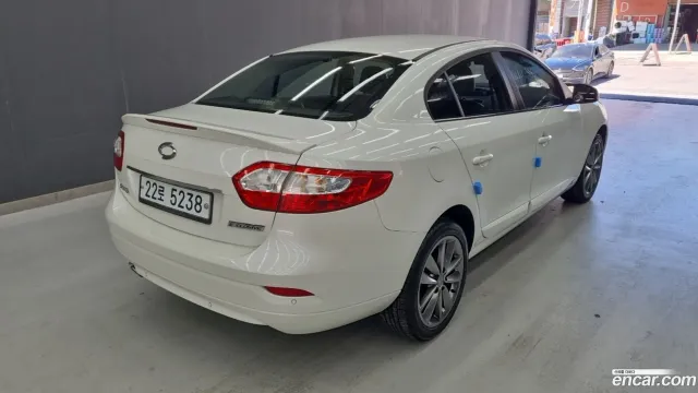 Renault SM3