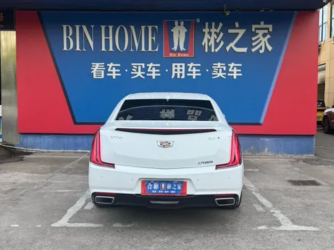Cadillac XTS