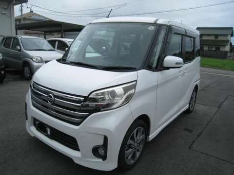 Nissan Dayz Roox