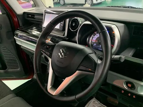 Suzuki Spacia Custom