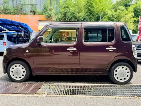 Daihatsu Mira Cocoa