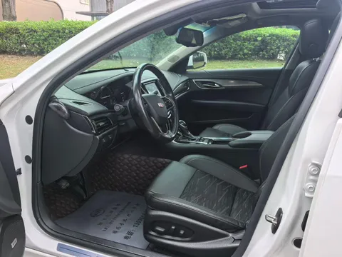 Cadillac ATS-L