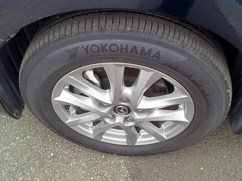 Mazda Axela Sport