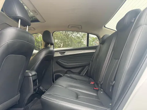 Chery Arrizo 5