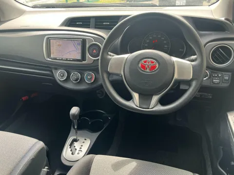 Toyota Yaris (Vitz)