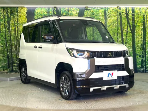 Mitsubishi Delica Mini