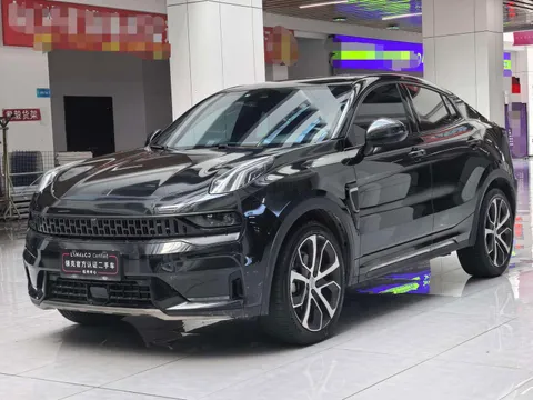 Lynk & Co 05