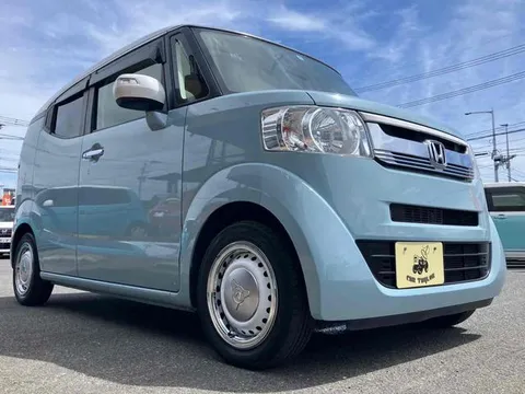 Honda N-BOX Slash