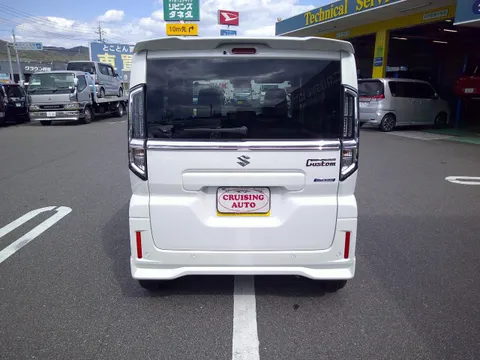 Suzuki Spacia Custom